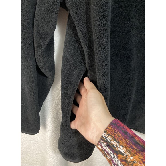 Disney Mickey And Minnie Womens Sweater Size extra large XL Black Soft Fleece - Picture 9 of 10